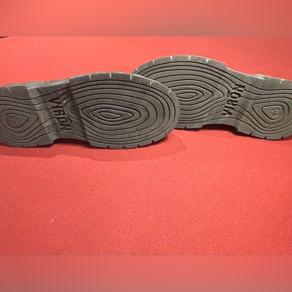 Virón White & Black Apple Leather 1968 Contrast Sneakers - Picture 7 of 8